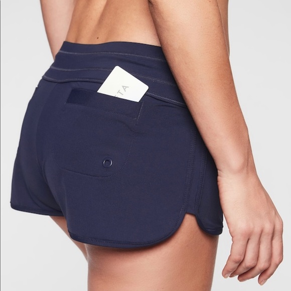 NWT Athleta Kata Surge Short Large. Dress Blue - Picture 4 of 5